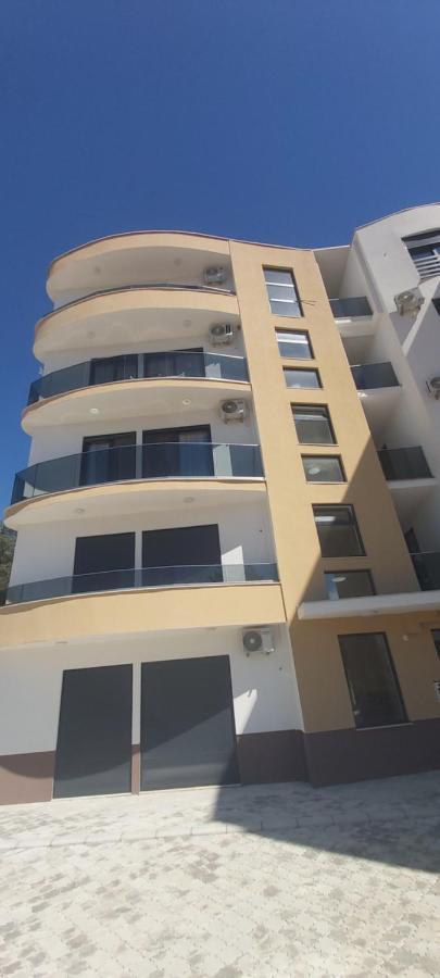 Apartament Mehmeti Ülgün Dış mekan fotoğraf