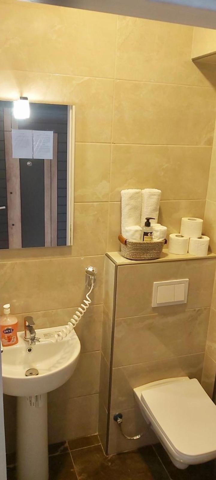Apartament Mehmeti Ülgün Dış mekan fotoğraf